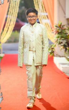 Sherwani 